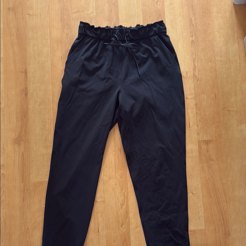 Lululemon Women’s Black Drawstring Pants